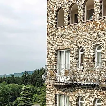 Hotell Donna Burghotel Am Hohen Bogen 3*